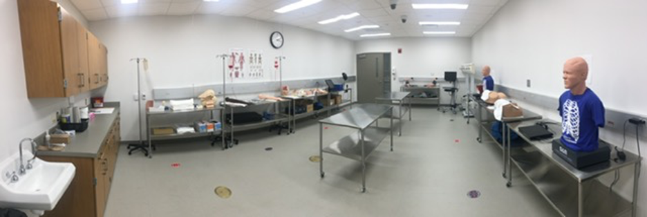 Skills lab simulation learning task trainer medical doctor nurse student training